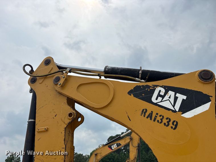 image for item DM1899 2010 Caterpillar 420E backhoe