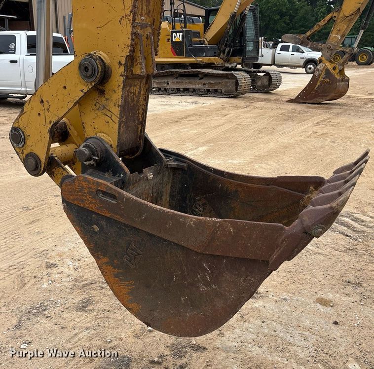 image for item DM1899 2010 Caterpillar 420E backhoe
