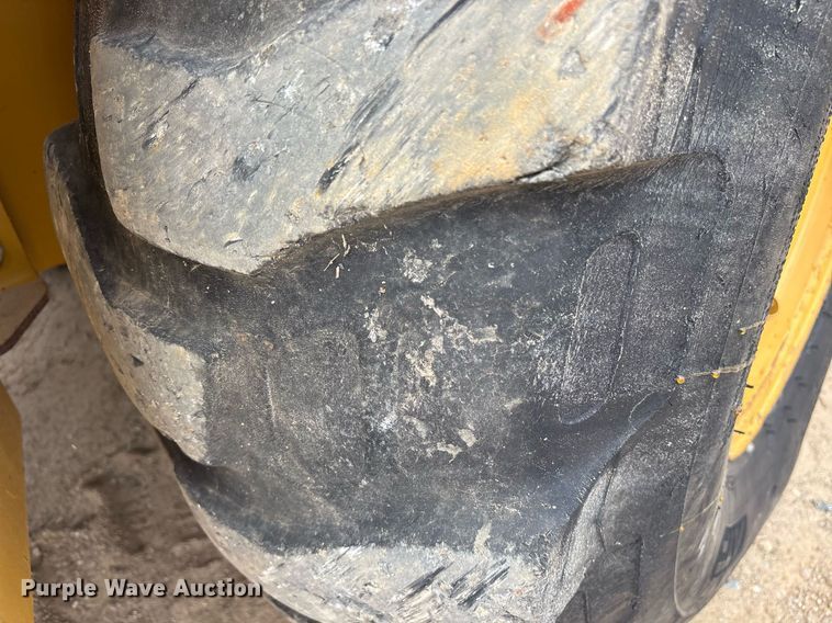 image for item DM1899 2010 Caterpillar 420E backhoe