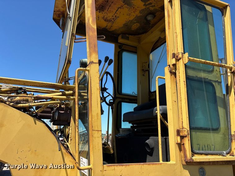 image for item DM1903 1977 Champion D-715 rigid frame motor grader