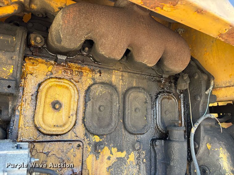 image for item DM1903 1977 Champion D-715 rigid frame motor grader