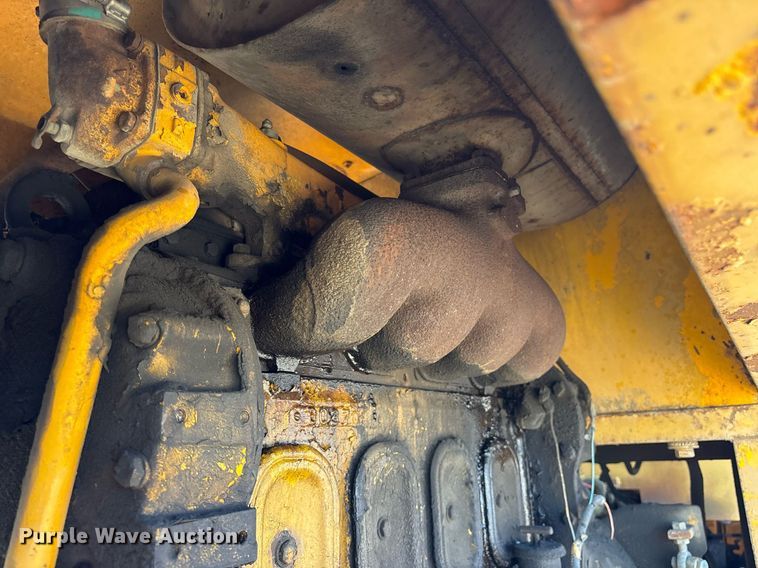 image for item DM1903 1977 Champion D-715 rigid frame motor grader