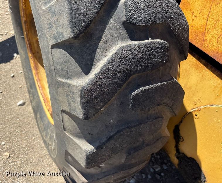 image for item DM1903 1977 Champion D-715 rigid frame motor grader