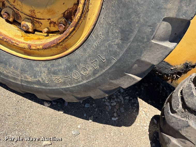 image for item DM1903 1977 Champion D-715 rigid frame motor grader