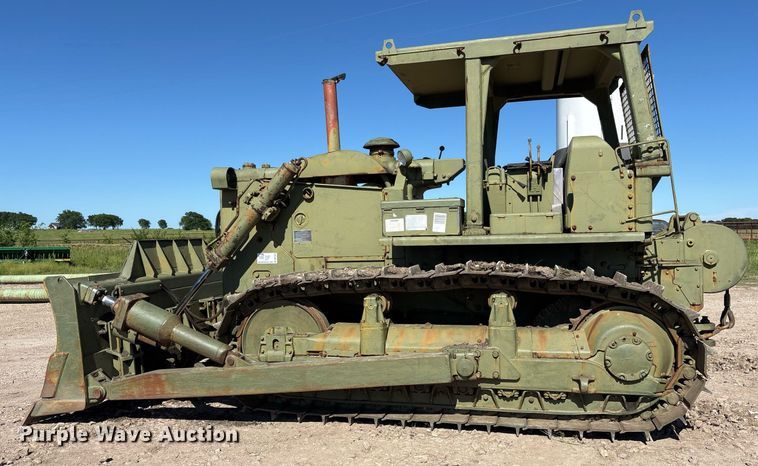 image for item DM1905 Caterpillar D7G dozer