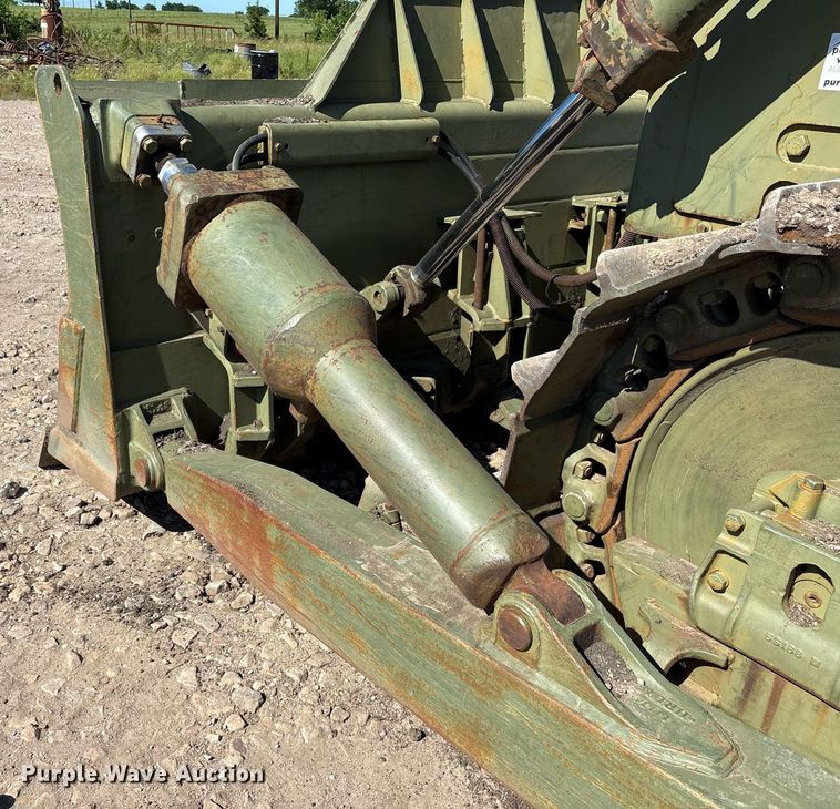 image for item DM1905 Caterpillar D7G dozer