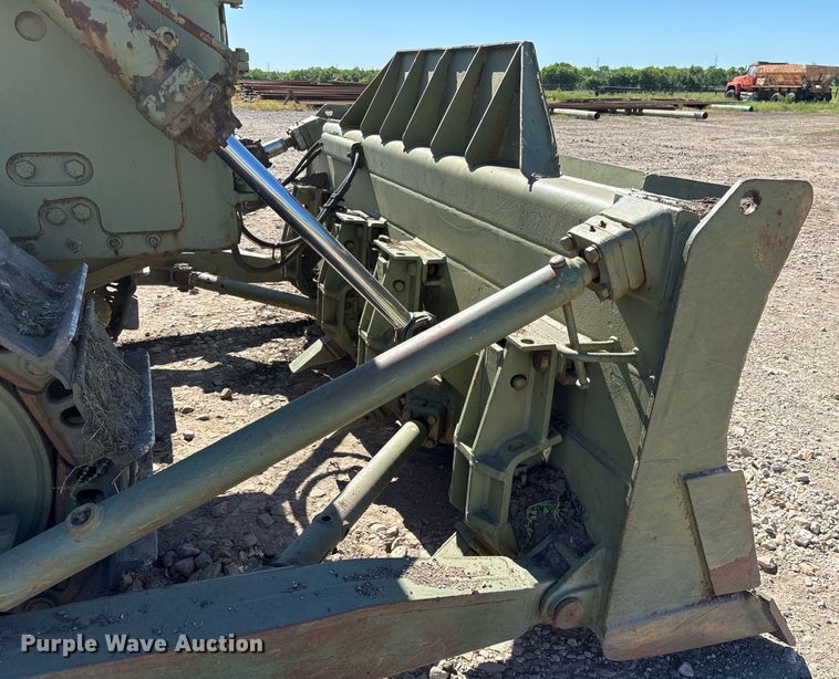 image for item DM1905 Caterpillar D7G dozer