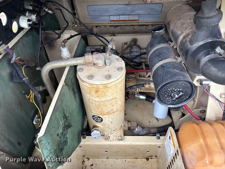 image for item DM5741 1993 Ingersoll Rand P175BWJD air compressor