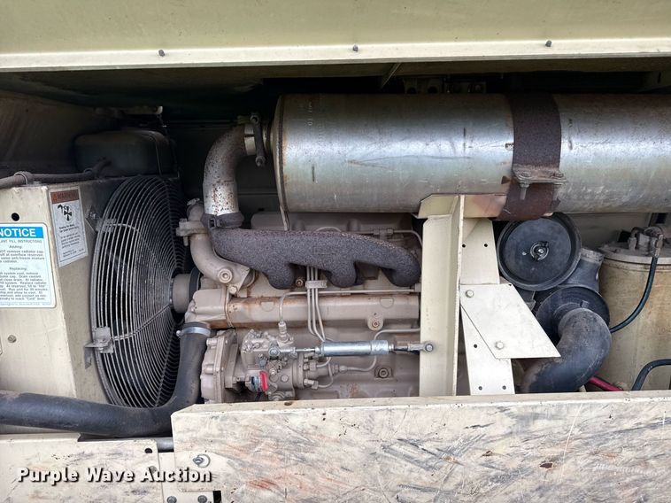 image for item DM5741 1993 Ingersoll Rand P175BWJD air compressor