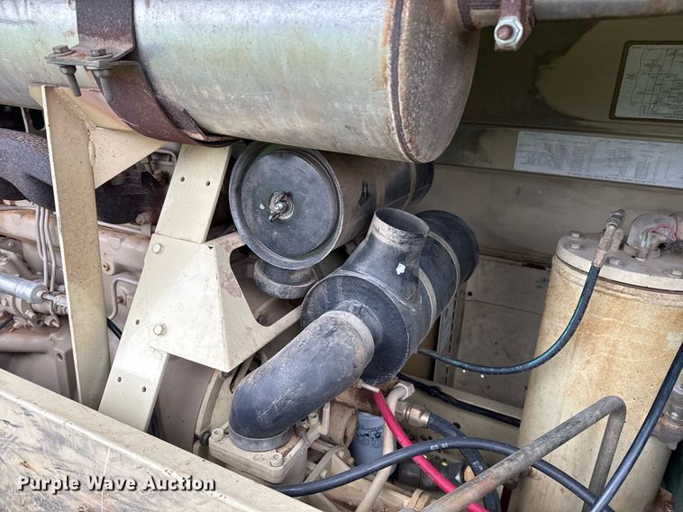 image for item DM5741 1993 Ingersoll Rand P175BWJD air compressor