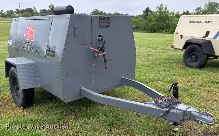 image for item DM5742 1993 LeRoi International air compressor