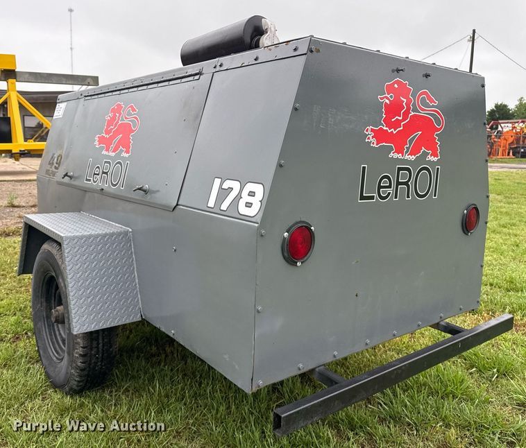 image for item DM5742 1993 LeRoi International air compressor