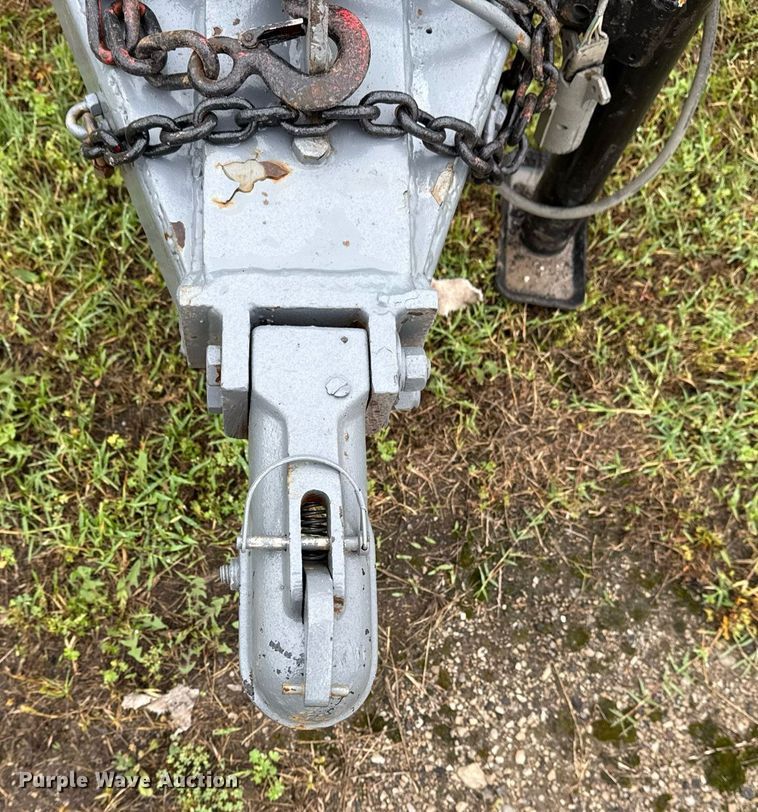 image for item DM5742 1993 LeRoi International air compressor