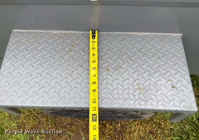 image for item DM5742 1993 LeRoi International air compressor