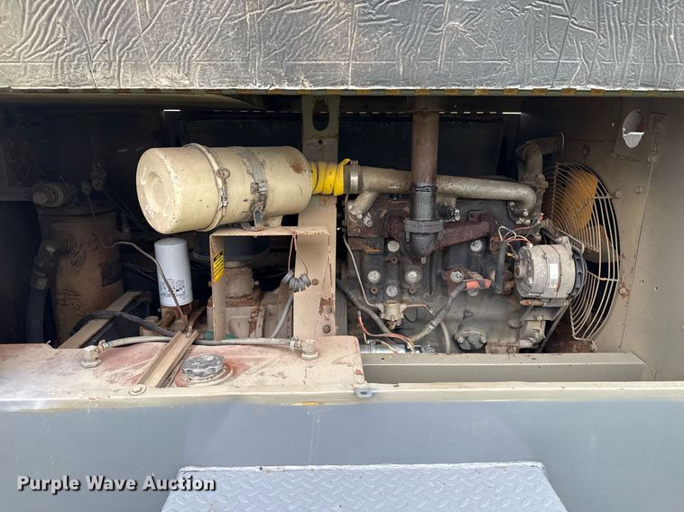 image for item DM5742 1993 LeRoi International air compressor