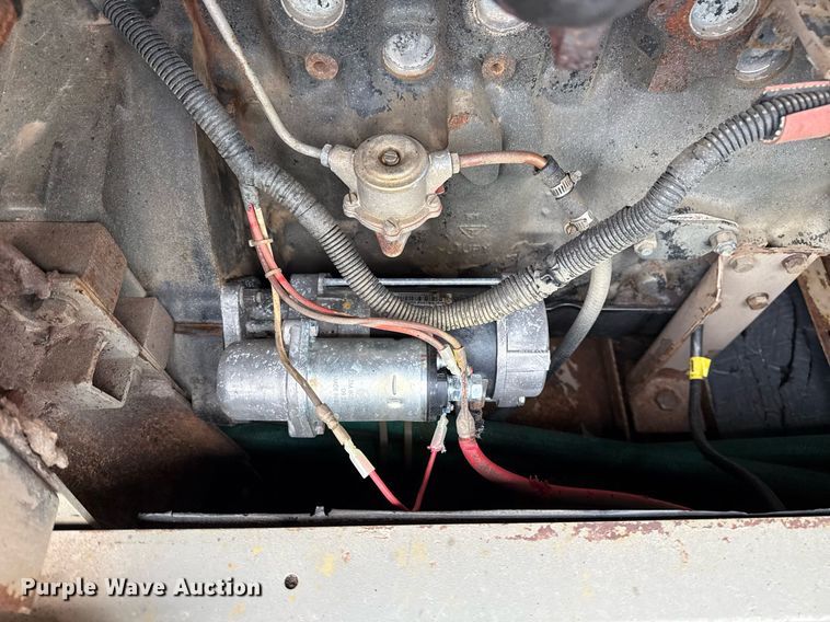 image for item DM5742 1993 LeRoi International air compressor