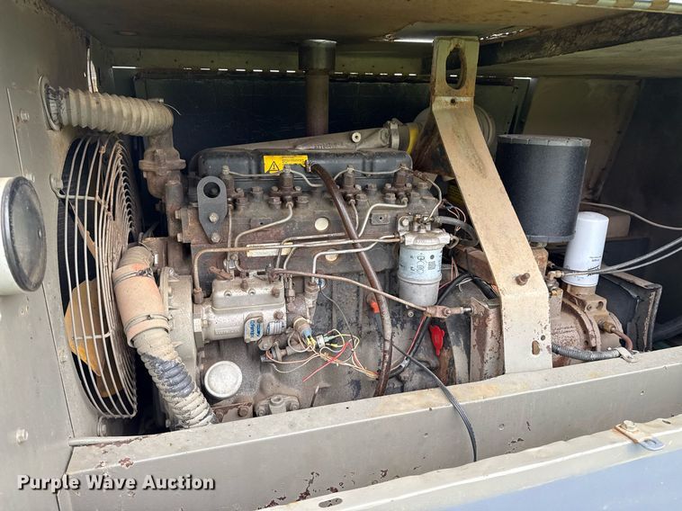 image for item DM5742 1993 LeRoi International air compressor