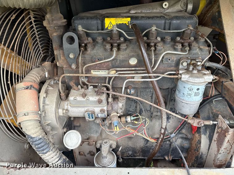 image for item DM5742 1993 LeRoi International air compressor