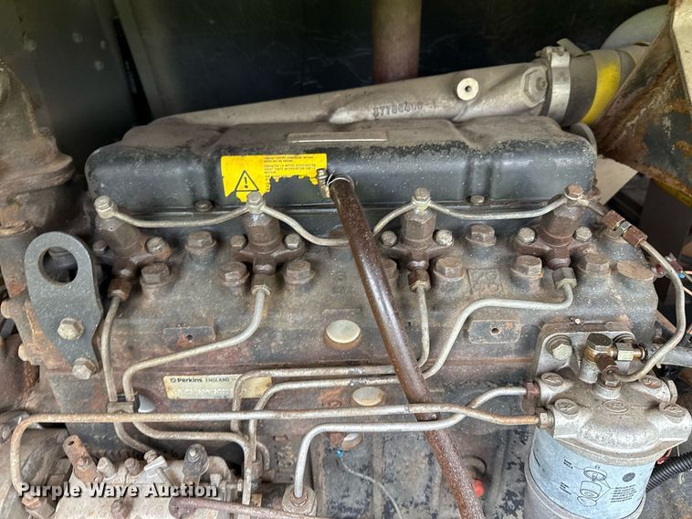 image for item DM5742 1993 LeRoi International air compressor