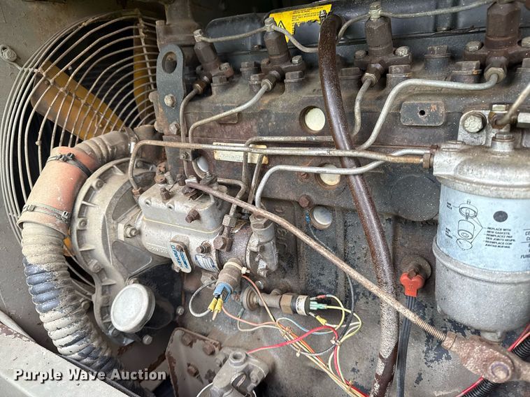 image for item DM5742 1993 LeRoi International air compressor