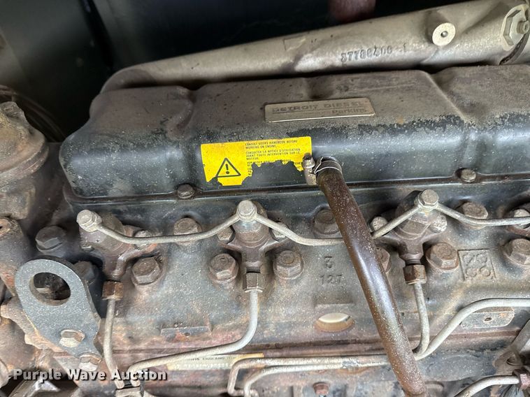 image for item DM5742 1993 LeRoi International air compressor