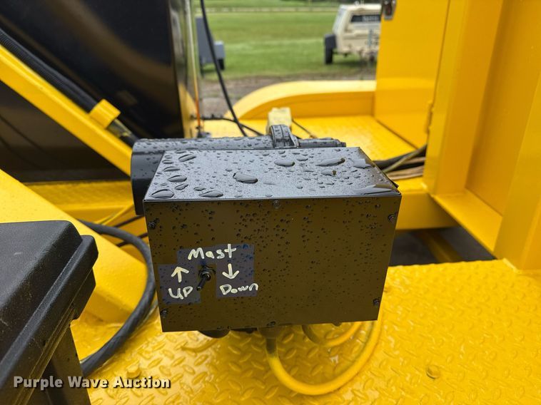 image for item DM5743 Boss light plant