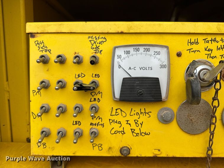 image for item DM5743 Boss light plant