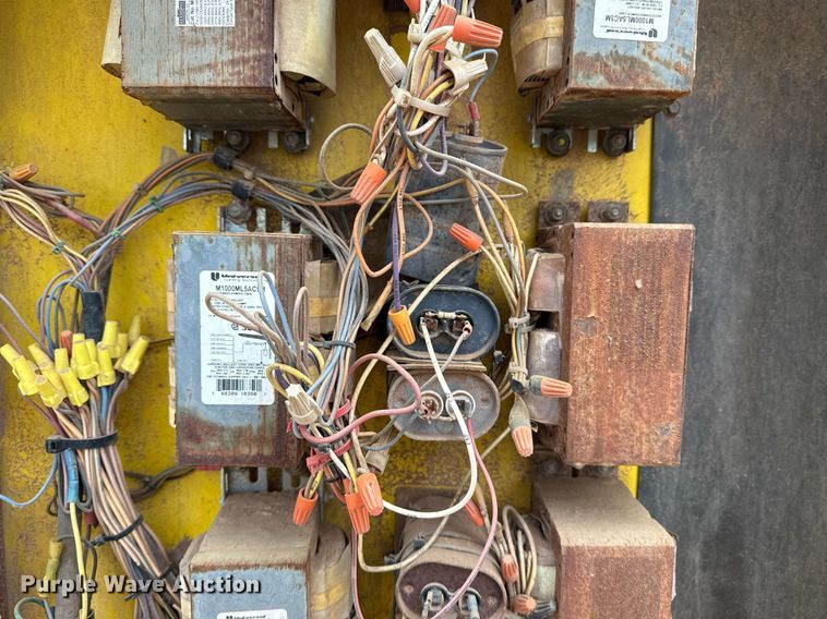 image for item DM5743 Boss light plant