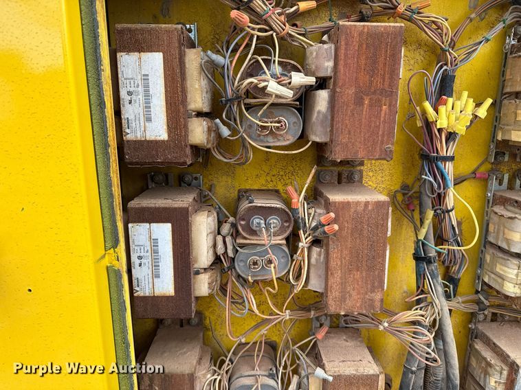 image for item DM5743 Boss light plant