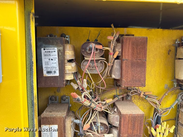 image for item DM5743 Boss light plant