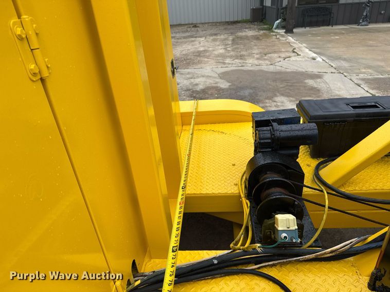 image for item DM5743 Boss light plant