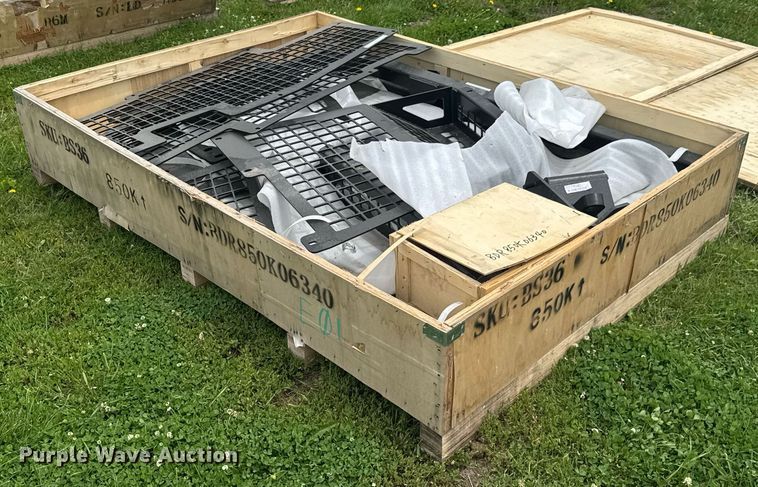 image for item DO0975 Bedrock Attachments BS36 dozer attachments