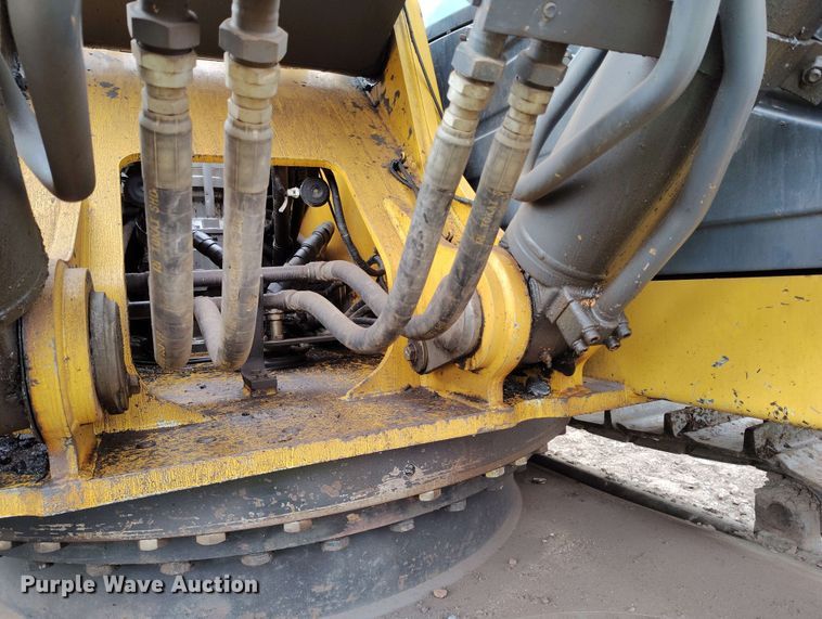 image for item DP4925 2013 John Deere 350G LC excavator