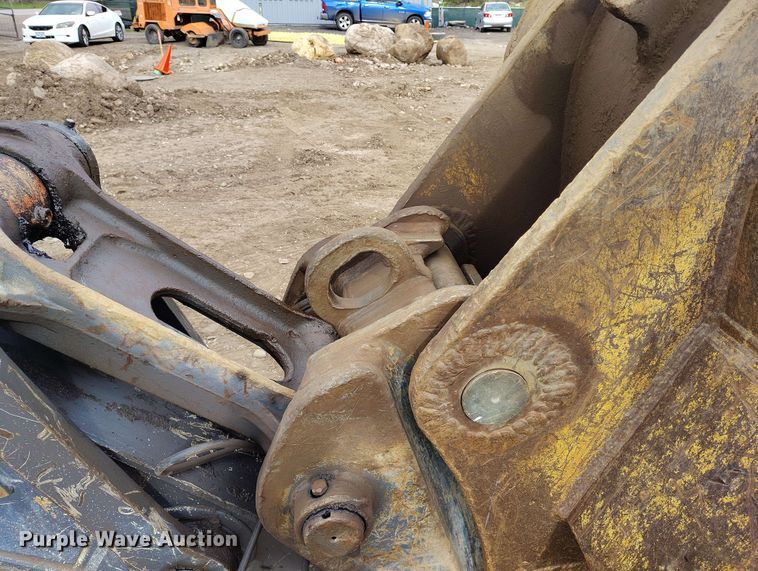 image for item DP4925 2013 John Deere 350G LC excavator