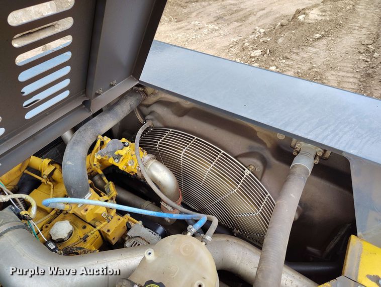 image for item DP4925 2013 John Deere 350G LC excavator