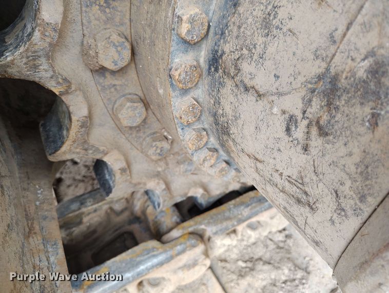 image for item DP4925 2013 John Deere 350G LC excavator