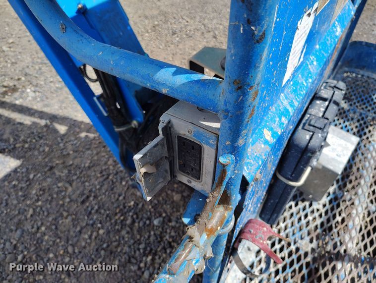 image for item DP4933 2012 Genie S65 boom lift