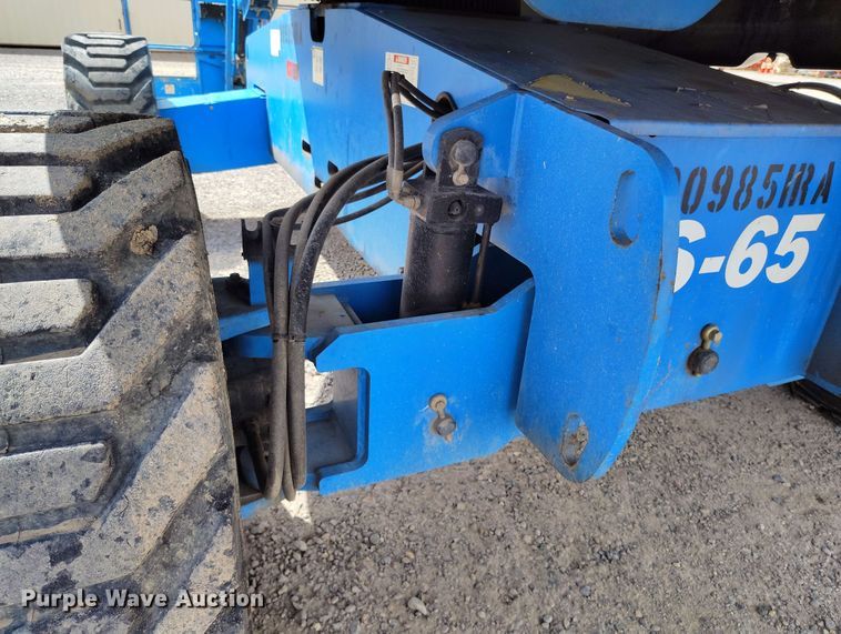 image for item DP4933 2012 Genie S65 boom lift