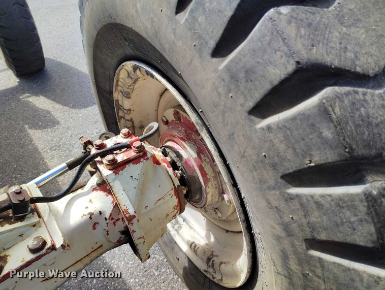 image for item DP4946 1995 BPI SS-636 telehandler