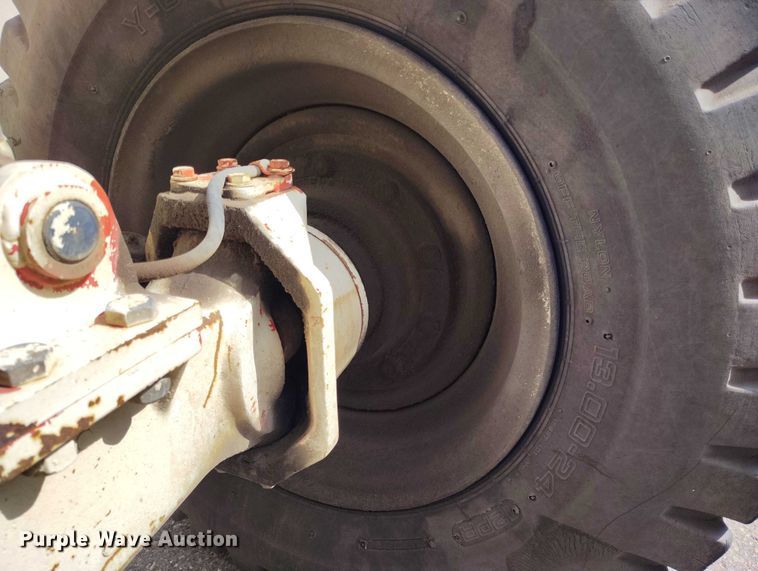 image for item DP4946 1995 BPI SS-636 telehandler