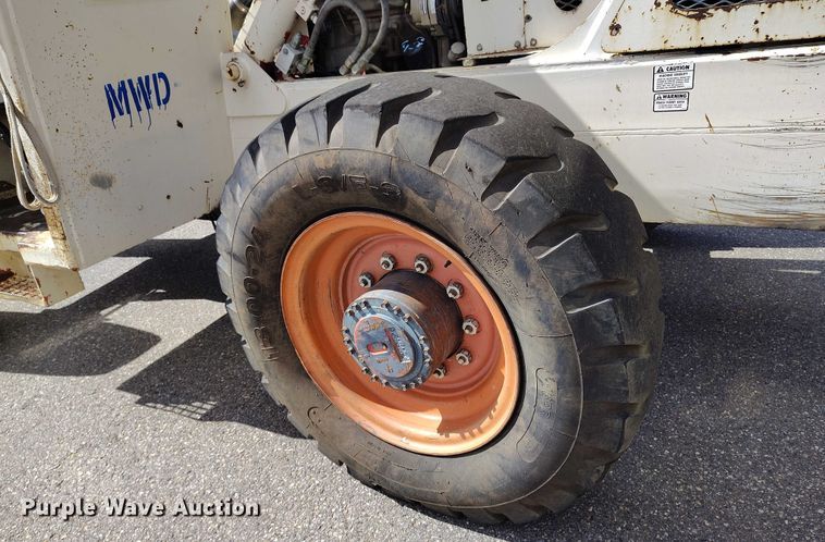 image for item DP4946 1995 BPI SS-636 telehandler