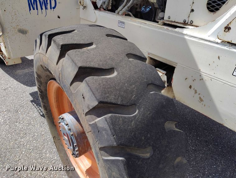 image for item DP4946 1995 BPI SS-636 telehandler