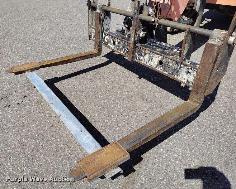 image for item DP4948 2005 Lull 944E-42 telehandler