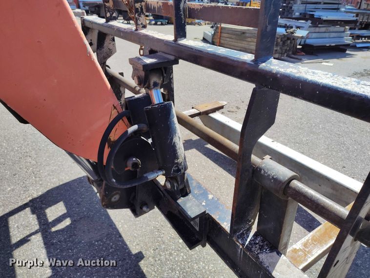 image for item DP4948 2005 Lull 944E-42 telehandler