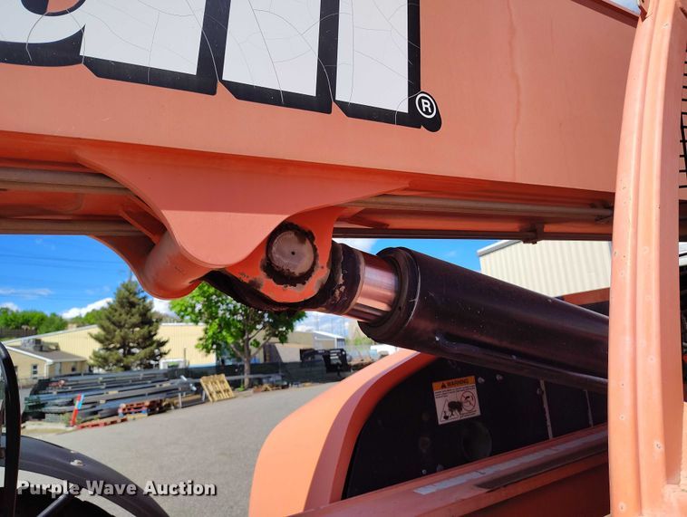 image for item DP4948 2005 Lull 944E-42 telehandler