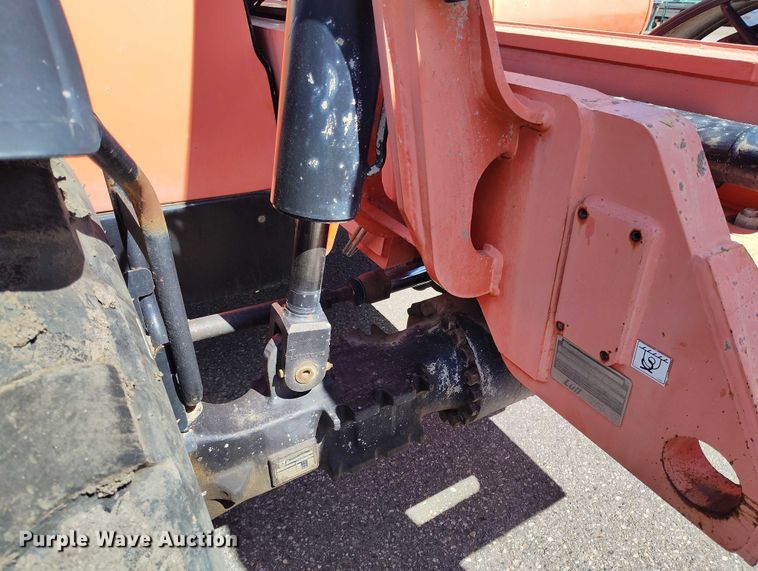 image for item DP4948 2005 Lull 944E-42 telehandler