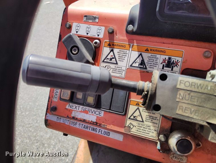 image for item DP4948 2005 Lull 944E-42 telehandler