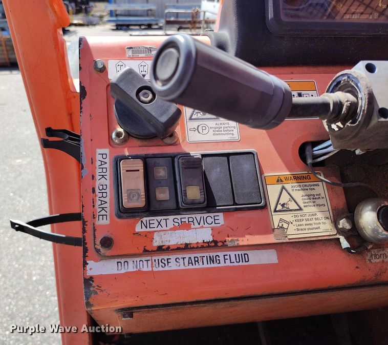 image for item DP4948 2005 Lull 944E-42 telehandler