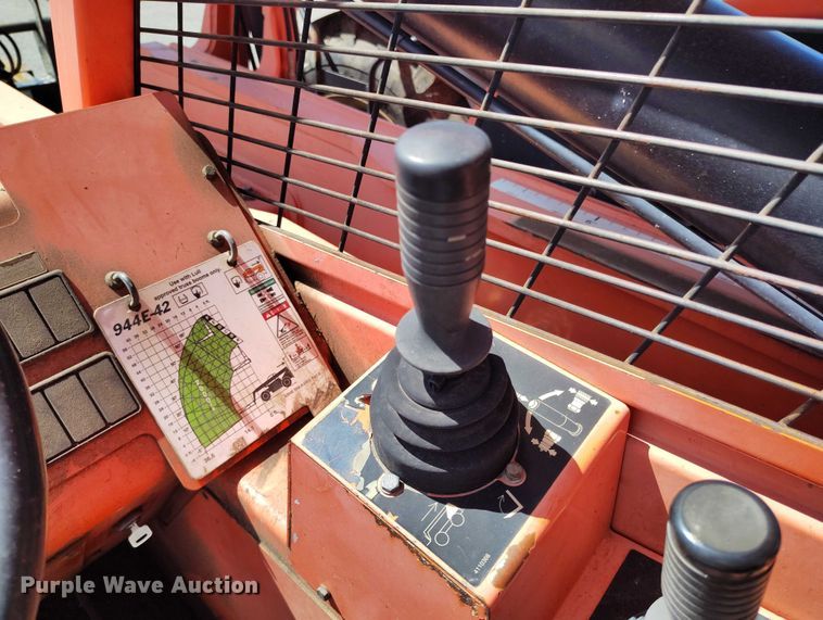 image for item DP4948 2005 Lull 944E-42 telehandler