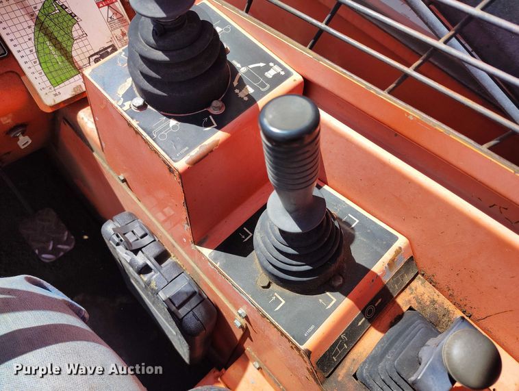 image for item DP4948 2005 Lull 944E-42 telehandler